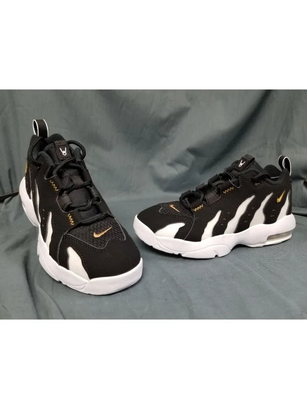 Nike Air DT Max '96 Low (GS) Sneakers Black Metallic Gold Boy Size 7 NEW NO BOX!